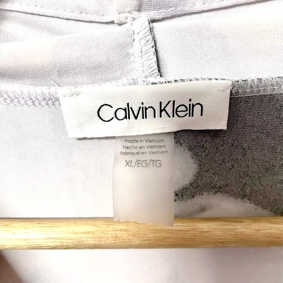 Calvin Klein pretty soft smoky floral print w/pleated cowl neckline #54B - Picture 4 of 6